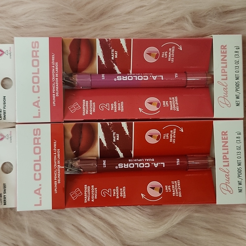 Brand New L.A.COLORS DUAL LIPLINER W/SHARPENER-2CT